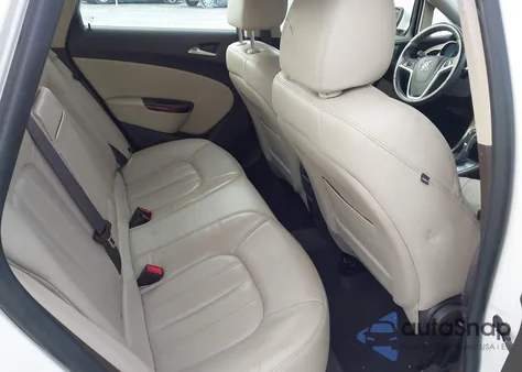 2013 Buick Verano Leather Group z USA, uszkodzony, nr VIN 1G4PS5SK8D4219996